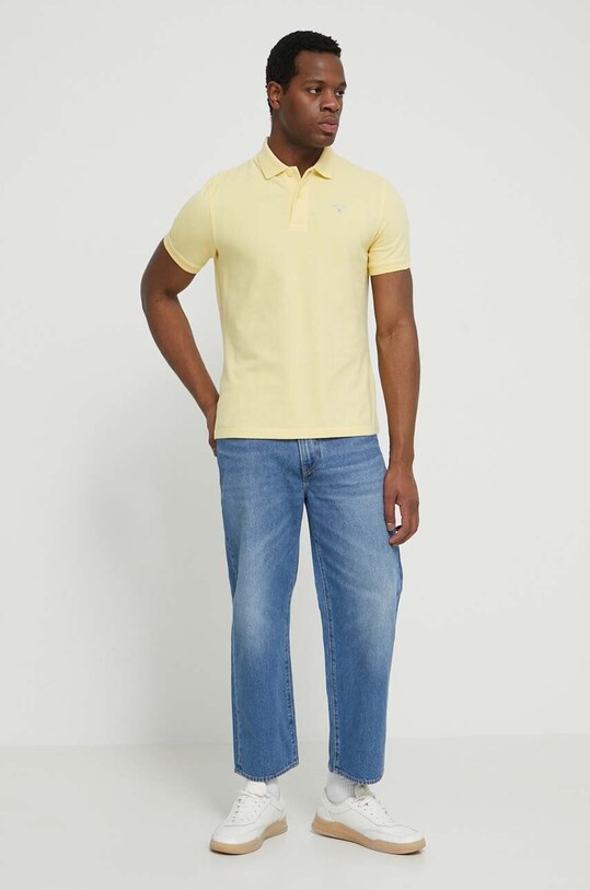 Βαμβακερό μπλουζάκι πόλο Barbour MML0358 κίτρινο SS25