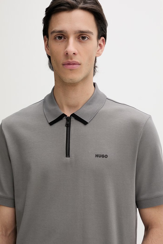 Памучна тениска с яка HUGO сив 50511721