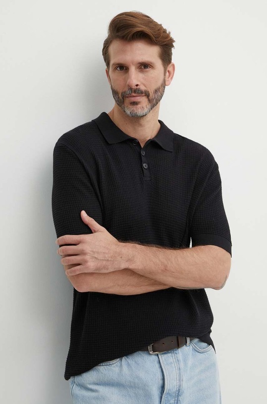 Sisley polo z domieszką lnu regular czarny 104NS300G