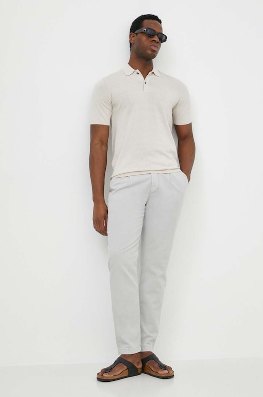 Calvin Klein polo z domieszką jedwabiu K10K113053 beżowy SS24