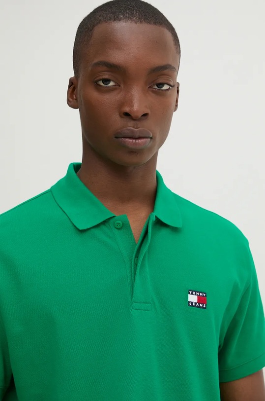 Bavlněné polo tričko Tommy Jeans zelená DM0DM18314