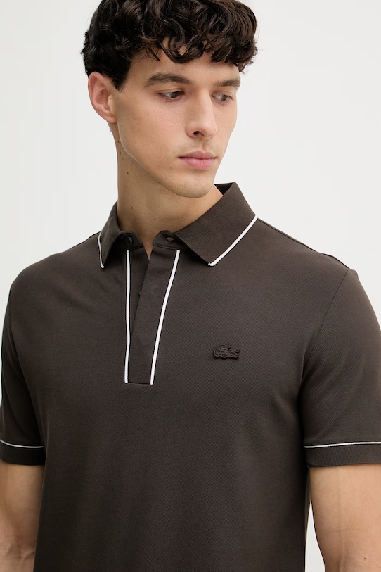 Lacoste polo męskie bawełniane z elastanem brązowy PH8184