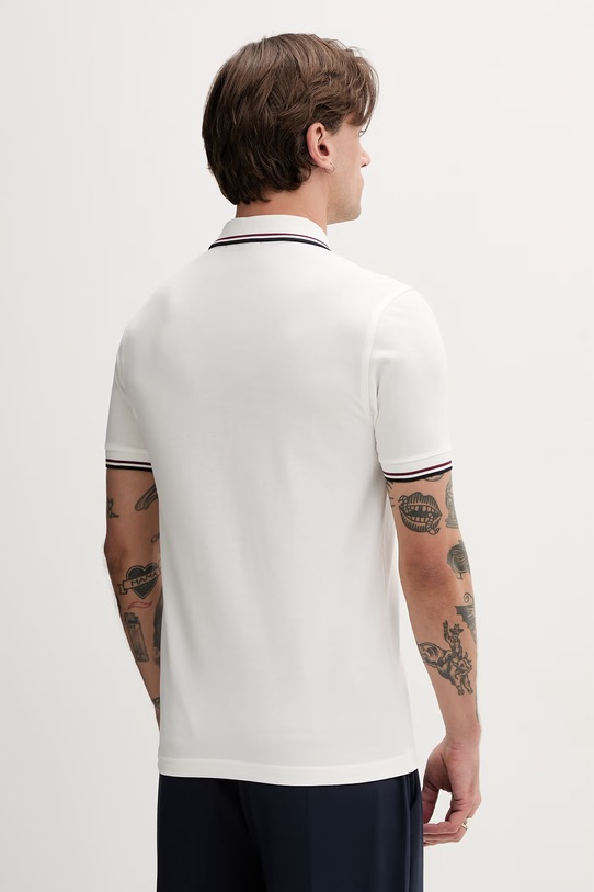 Oblečenie Bavlnené polo tričko Fred Perry Twin Tipped Shirt M3600.T60 biela