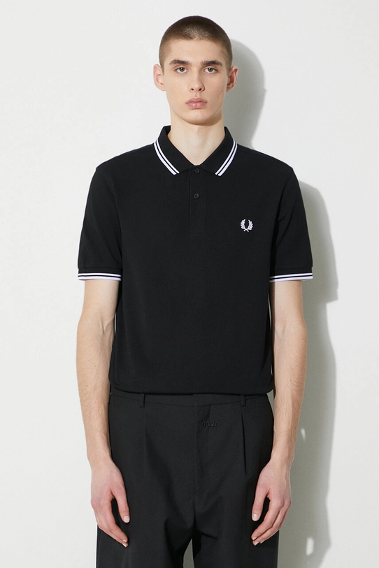 Ρούχα Βαμβακερό μπλουζάκι πόλο Fred Perry Twin Tipped Shirt M3600.350 μαύρο