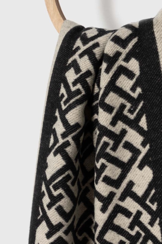 Bavlněný šátek Tommy Hilfiger AW0AW15789 béžová SS24