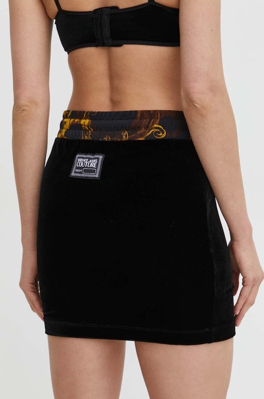 Ρούχα Βελούδινη φούστα Versace Jeans Couture 76HAE325.JS291 μαύρο