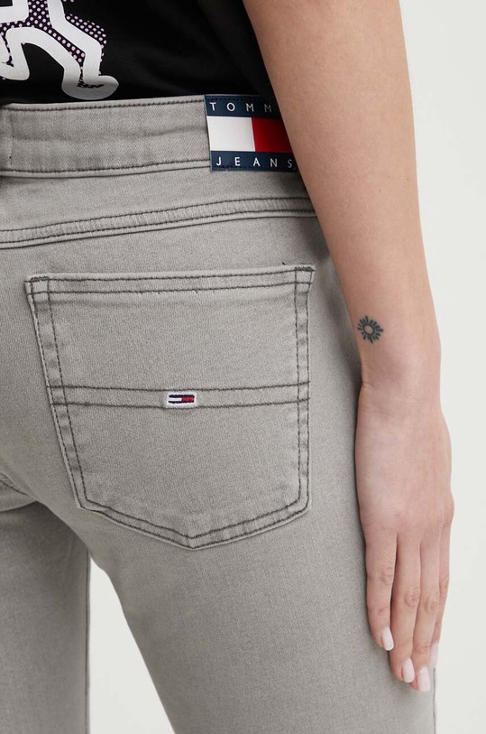 Oblečení Džíny Tommy Jeans DW0DW17582 šedá