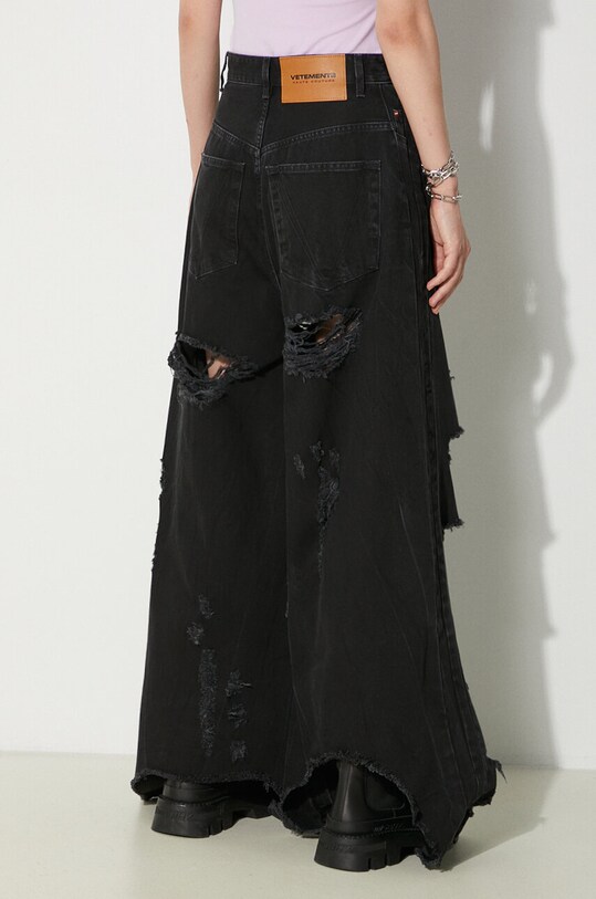 Odzież VETEMENTS jeansy Destroyed UE64PA130B czarny