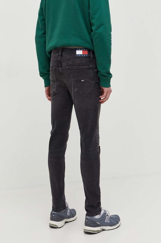 Odjeća Traperice Tommy Jeans DM0DM18142 siva