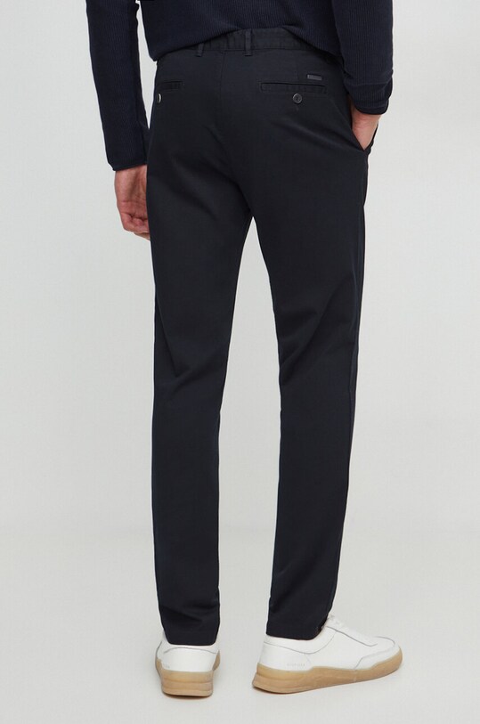 Odzież Sisley spodnie 4AIHSF021 czarny