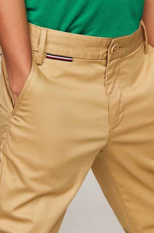 Tommy Hilfiger pantaloni per bambini KB0KB08609.128.176.PPYH giallo