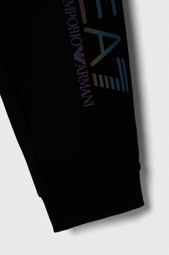 CHLAPEC Dětské bavlněné tepláky EA7 Emporio Armani 3DBP53.BJ05Z černá