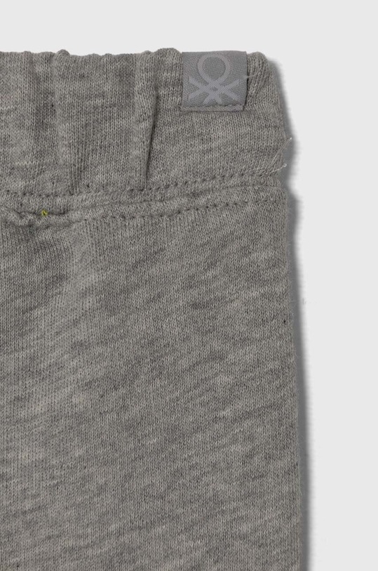 Băieți United Colors of Benetton pantaloni de trening din bumbac pentru copii 3J68GF027.P.Reproposed gri