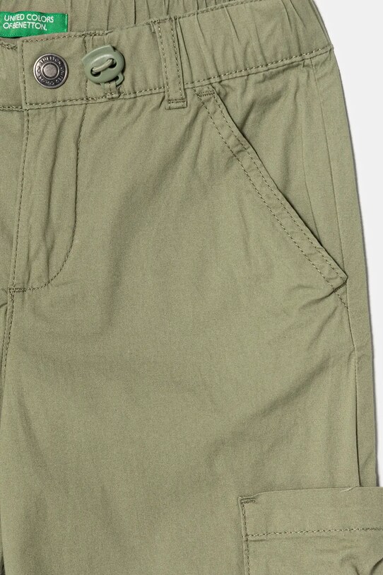 Fiú United Colors of Benetton gyerek nadrág 4L2VGF01R.P.Seasonal zöld