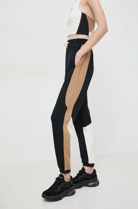 Παντελόνι φόρμας BOSS εμπριμέ μαύρο 50517918