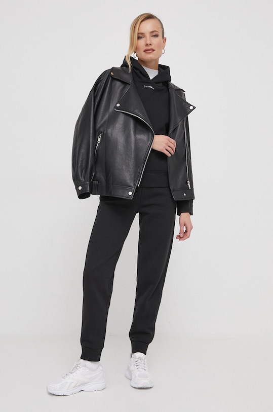 Tepláky Calvin Klein K20K206965 černá SS24