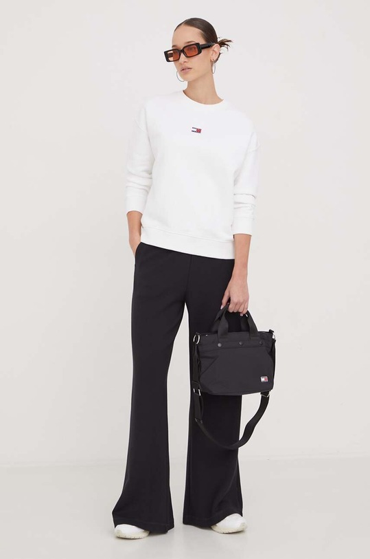 Tommy Jeans melegítőnadrág DW0DW17312 fekete SS24