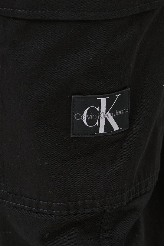 Kalhoty Calvin Klein Jeans černá J20J221297