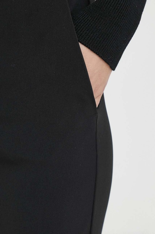 Patrizia Pepe spodnie czarny 8P0585.A6F5