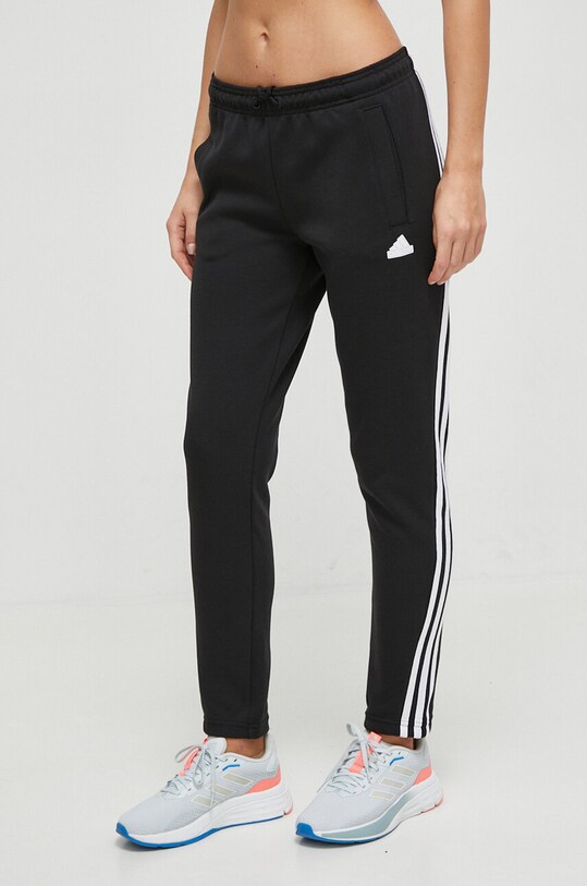 Спортен панталон adidas IP1545 черен SS24