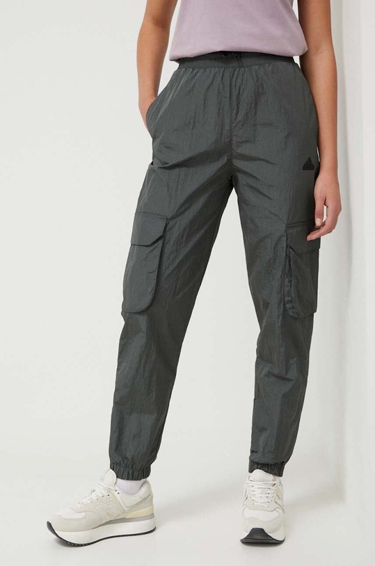 adidas pantaloni panza verde IS3018