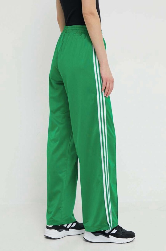 Îmbrăcăminte adidas Originals pantaloni de trening Firebird Loose IP0634 verde