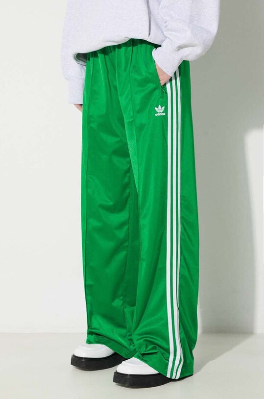 adidas Originals pantaloni de trening Firebird Loose verde IP0634