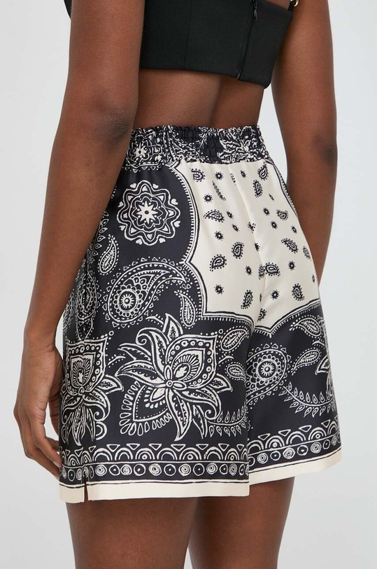 Odjeća Kratke hlače Liu Jo MA4392.T3764 šarena