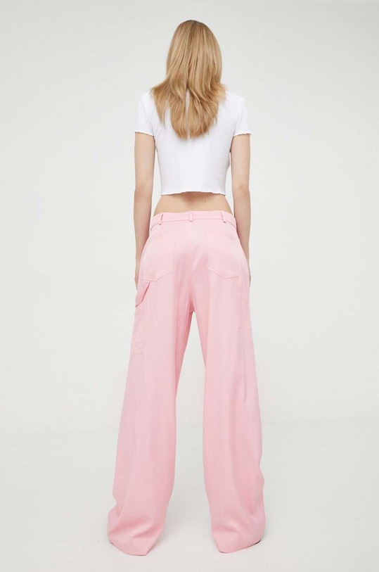 Moschino Jeans spodnie tkanina różowy 0334.3767