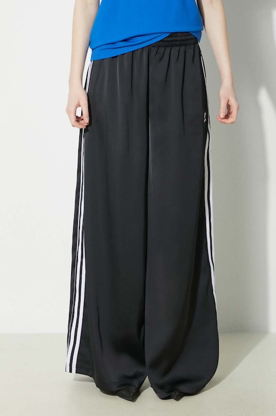 adidas Originals spodnie Satin Wide Leg Track czarny IU2520