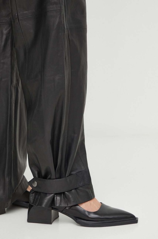 Kožené kalhoty Gestuz 10908763 černá