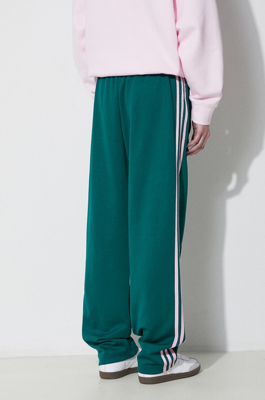 Дрехи Спортен панталон adidas Originals Adicolor Classics SST Loose IM9818 зелен