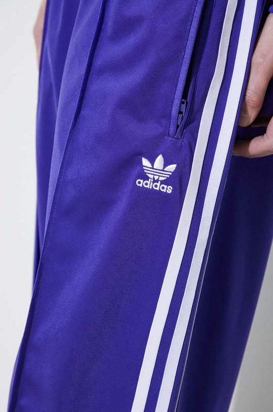 adidas Originals pantaloni de trening IP0635 violet
