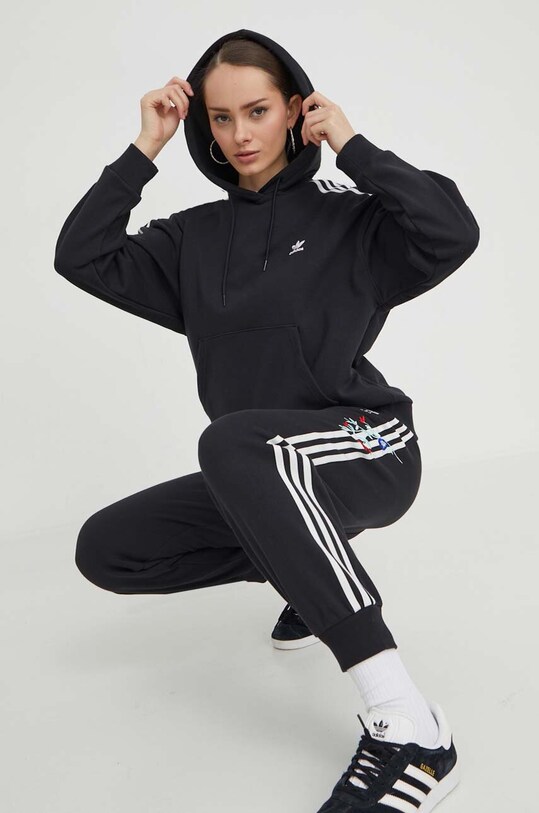 Памучен спортен панталон adidas Originals черен IU2514