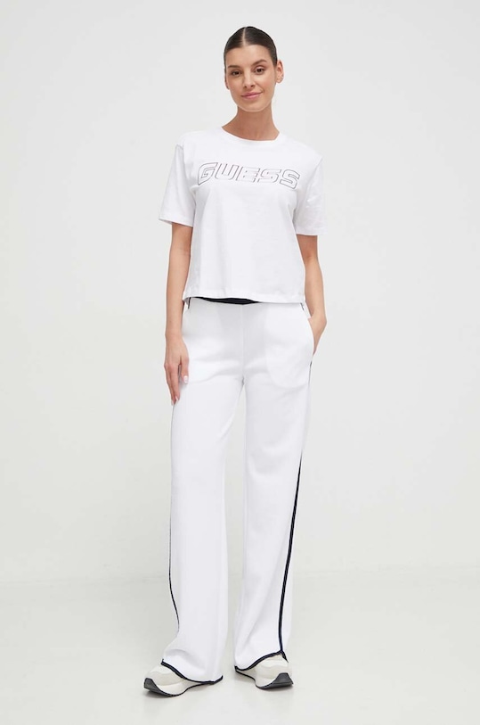 Guess spodnie dresowe MYLAH V4GB02.KBFB2 biały SS25