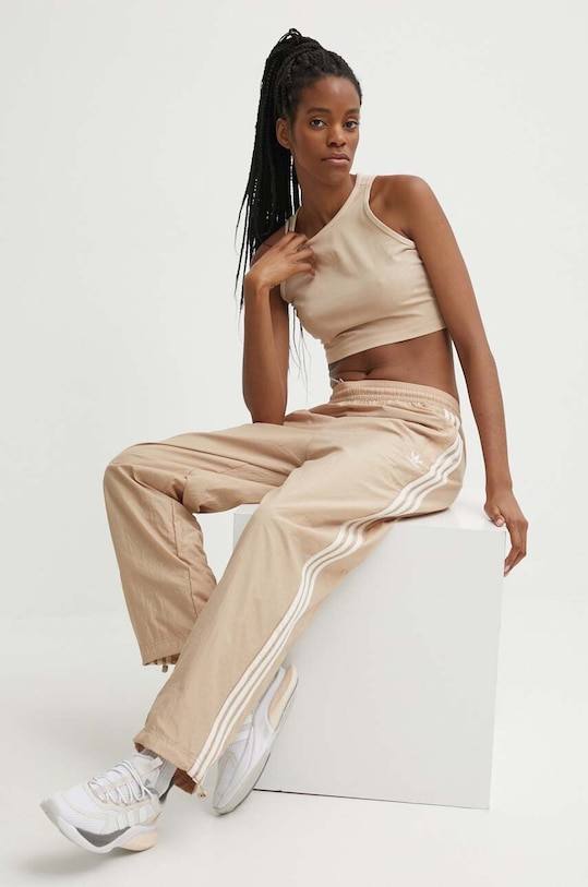 Одежда Спортивные штаны adidas Originals IS1973 бежевый