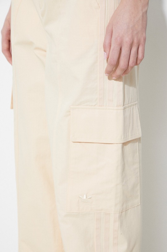 Bavlněné kalhoty adidas Originals IU2695 béžová