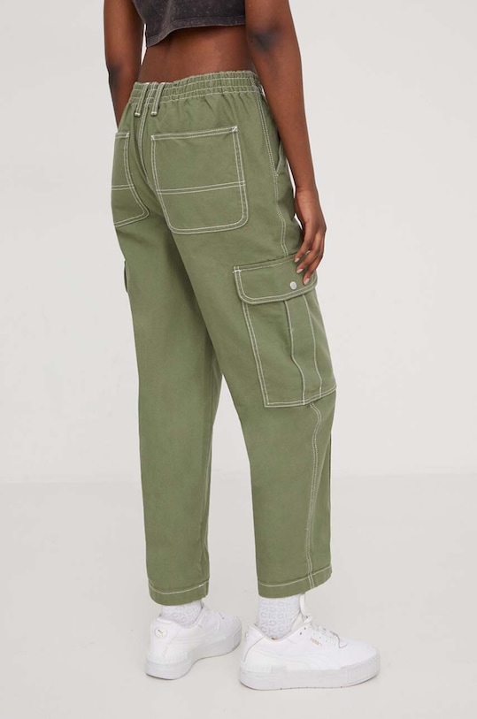 Îmbrăcăminte Vans pantaloni VN000GWNAMB1 verde