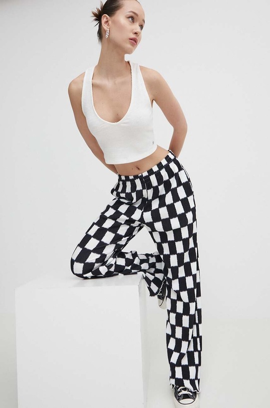 Nohavice Vans čierna VN000GA51KP1