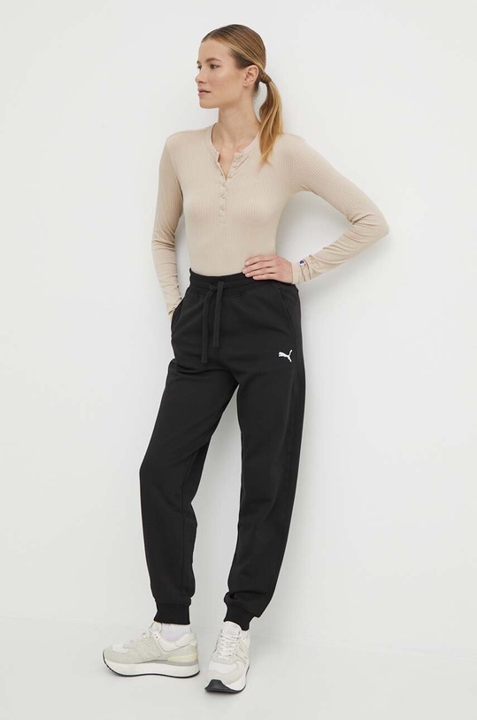Puma spodnie dresowe bawełniane HER 677889 czarny SS24