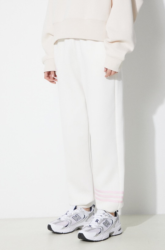 Παντελόνι φόρμας adidas Originals μπεζ IU2502