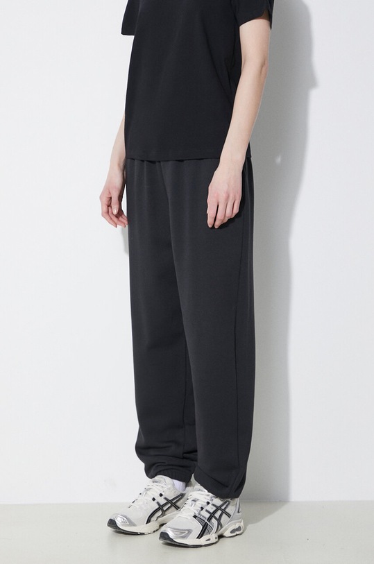 Παντελόνι φόρμας New Balance Sport Essentials μαύρο WP41500BK