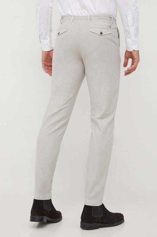 Odzież Tommy Hilfiger spodnie MW0MW33913 szary