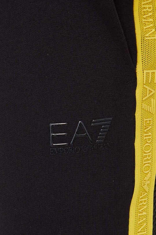 Памучен спортен панталон EA7 Emporio Armani черен 3DPP76.PJEQZ