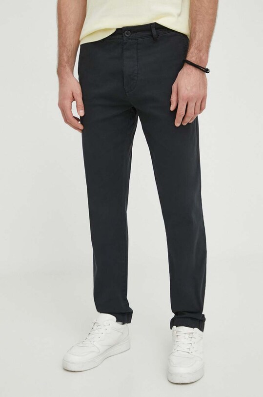 Pepe Jeans spodnie SLIM CHINO z elastanem czarny PM211655