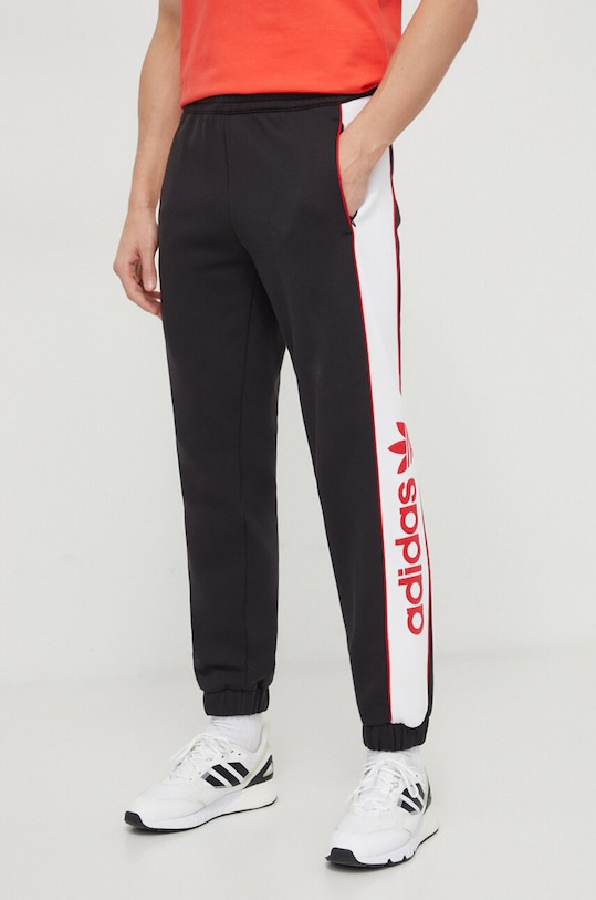Спортен панталон adidas Originals трикотаж черен IT2441