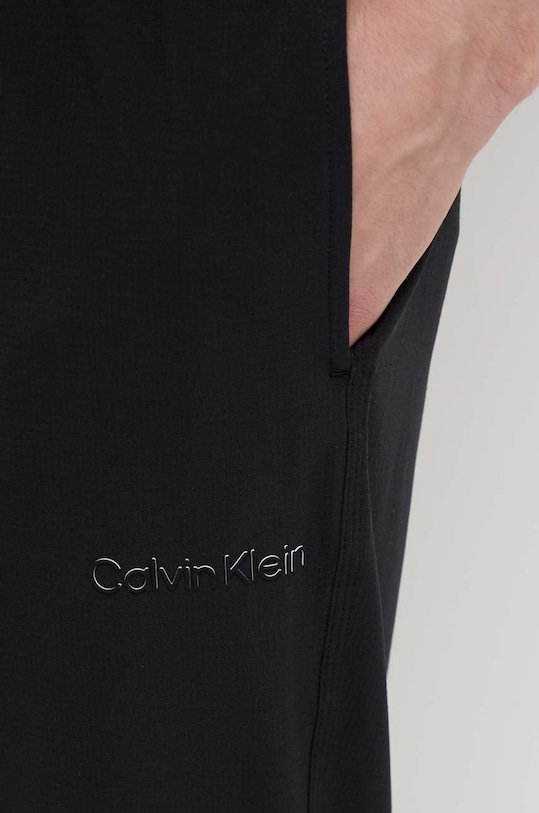 Calvin Klein Performance spodnie dresowe czarny 00GMS4P633