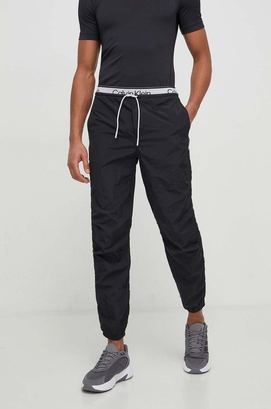 Calvin Klein Performance spodnie treningowe tkanina czarny 00GMS4P637