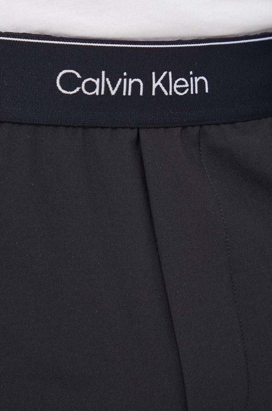 Tréningové nohavice Calvin Klein Performance čierna 00GMS4P643