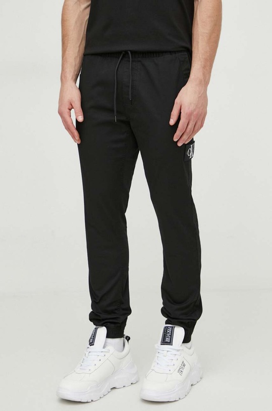 Calvin Klein Jeans pantaloni negru J30J325114